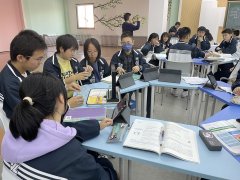 访了多位专家、教员、家长 